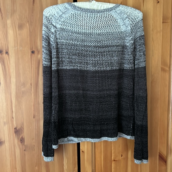 Kenneth Cole Vintage Rayon Sheer Black/Grey Sweater EUC W/Jeans/skirt/slacks - Picture 7 of 12